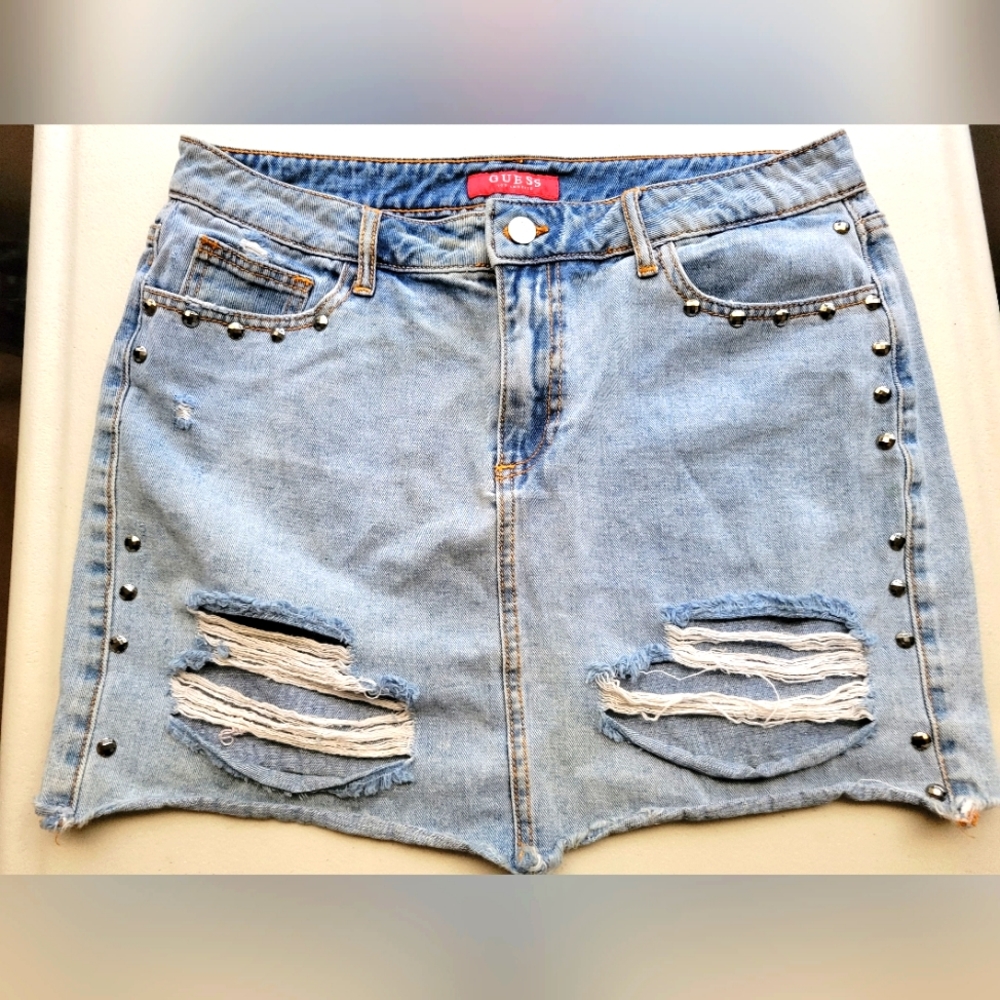 Guess distressed mini skirt